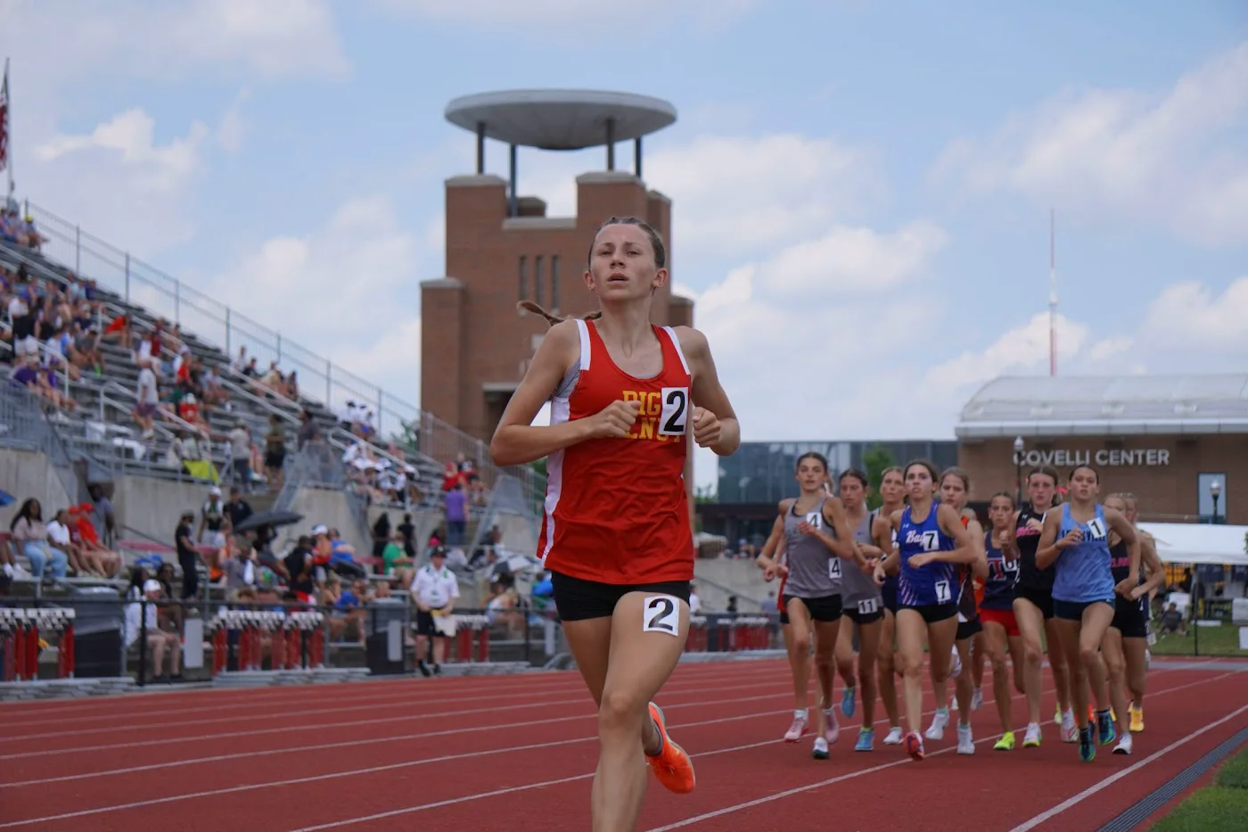 Lindsey Cochran racing in her red Big Walnut uniform